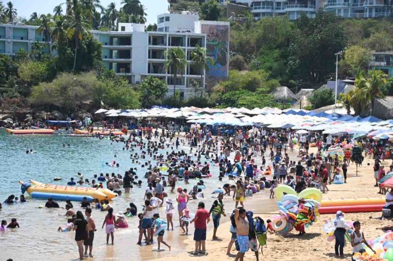 Cierra Acapulco con 60.9% de ocupación hotelera el último día de la temporada y el estado con 61.6